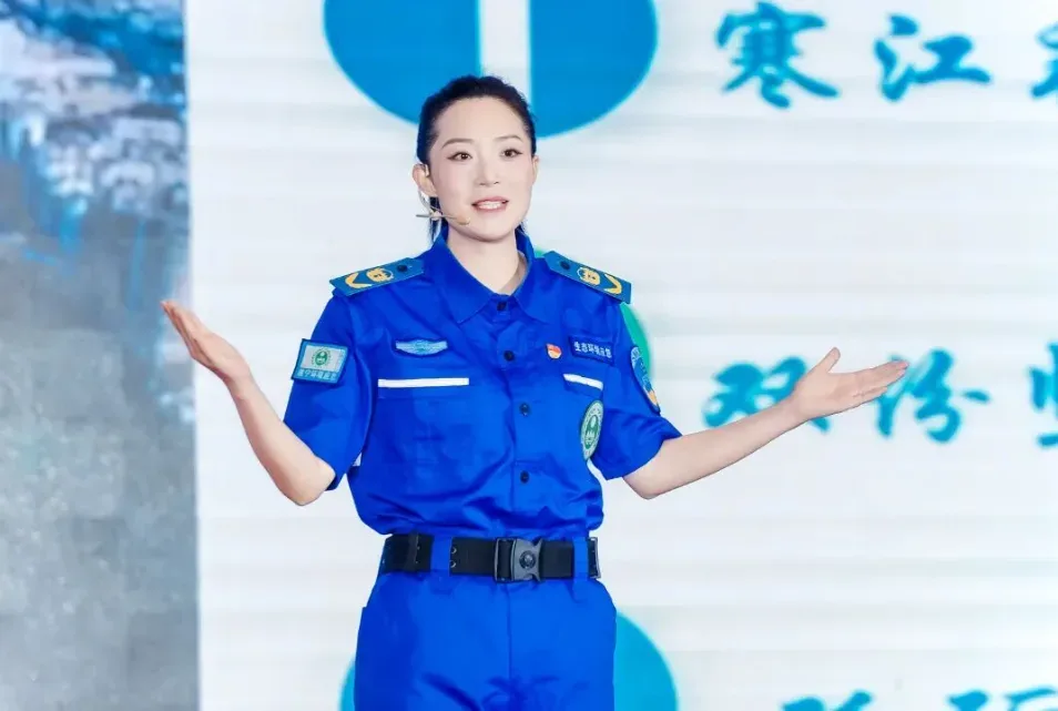 “实干开新局 巾帼建新功”宣讲员大赛决赛——杨娟 《绿水青山长征路 应急女兵绽芳华——一名环境应急女兵的守护与荣光》
